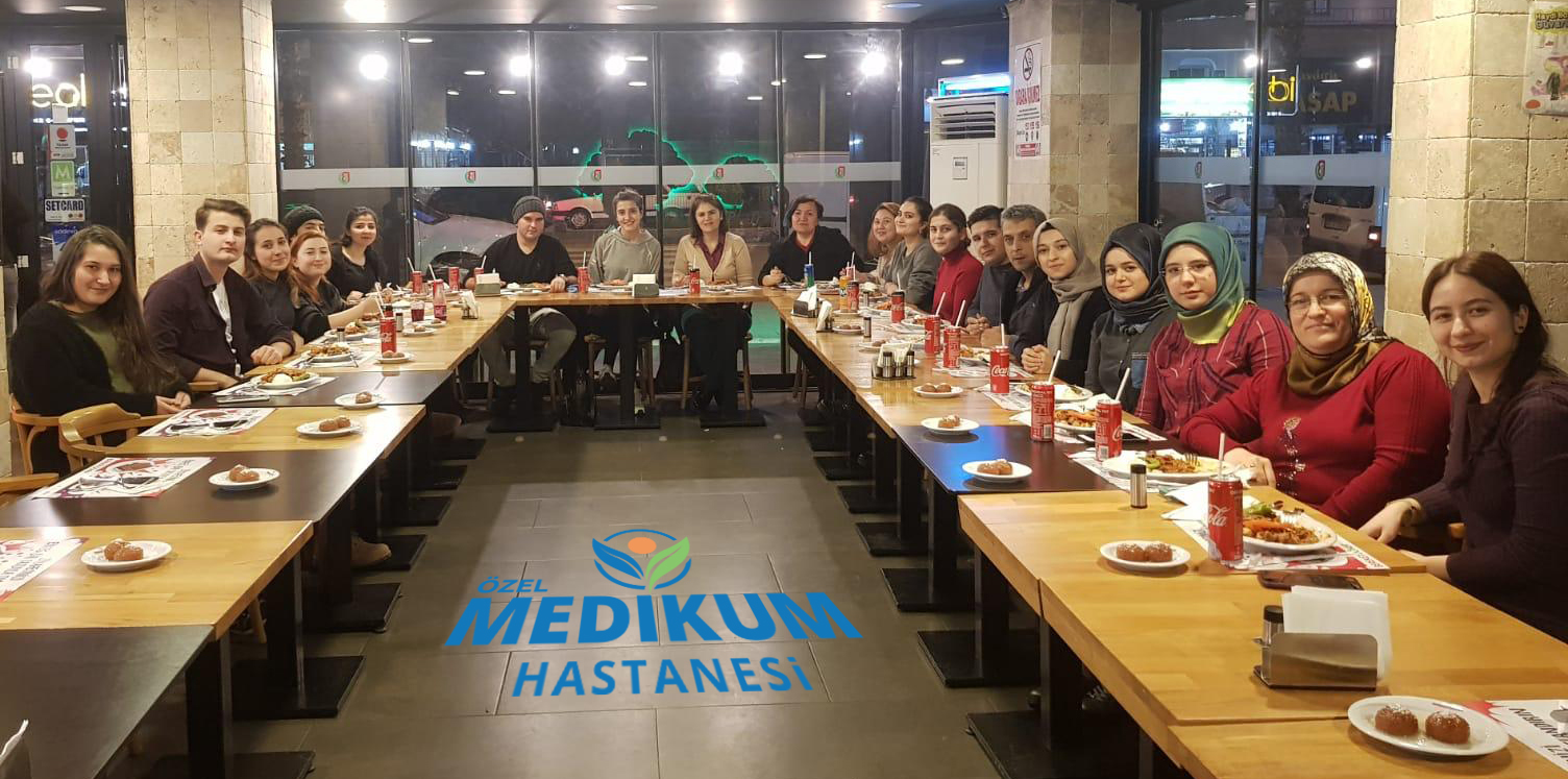 Hemşirelik Hizmetleri Motivasyon yemeği verildi
